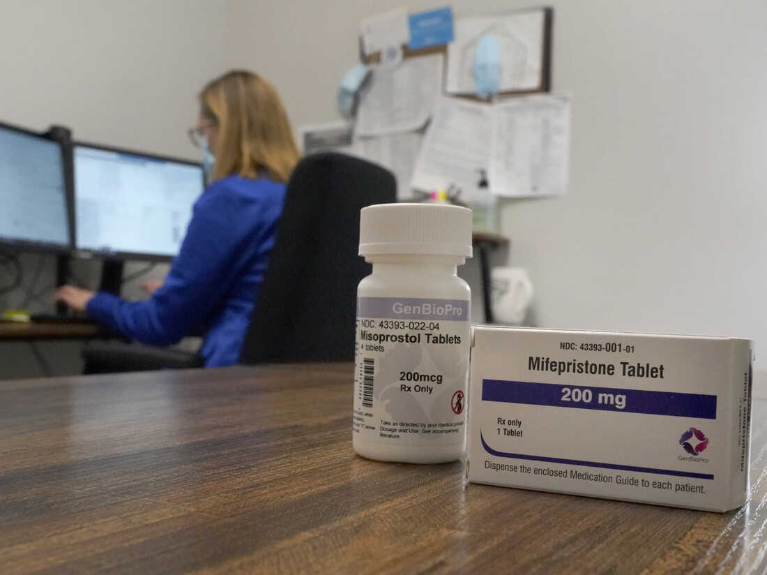 You are currently viewing Understanding the Medical Abortion Kit (MMKit): Safe Use and Timing